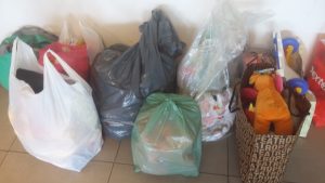 Juguetes organizados y clasificados