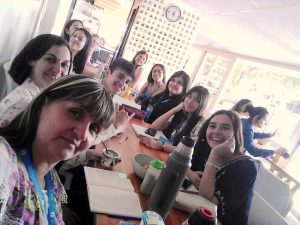 trabajando en el taller de entrevistas